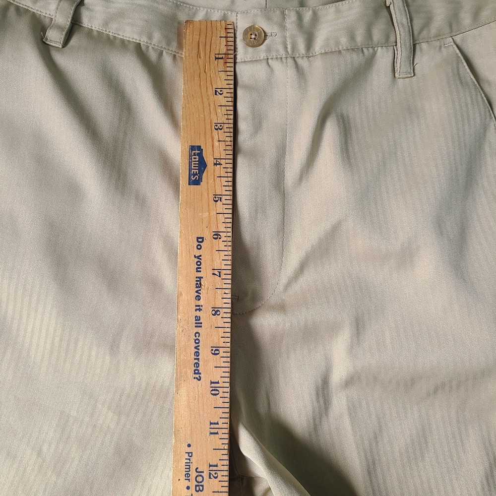 Fila Sport Golf Shorts Mens 34X9" Flat Front Chino Light Weight Beige Nylon Logo - Picture 5 of 11
